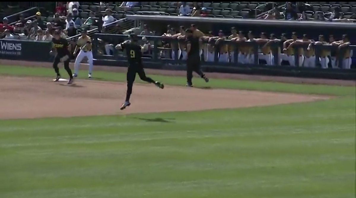 OregonBond007 tweet media