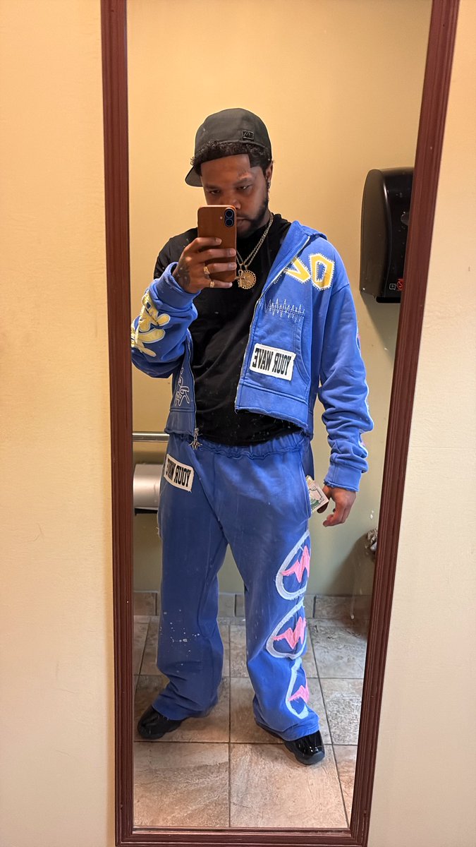IAmTre4Kiddo's tweet photo. 🚧 https://t.co/VHkFoHdSg7