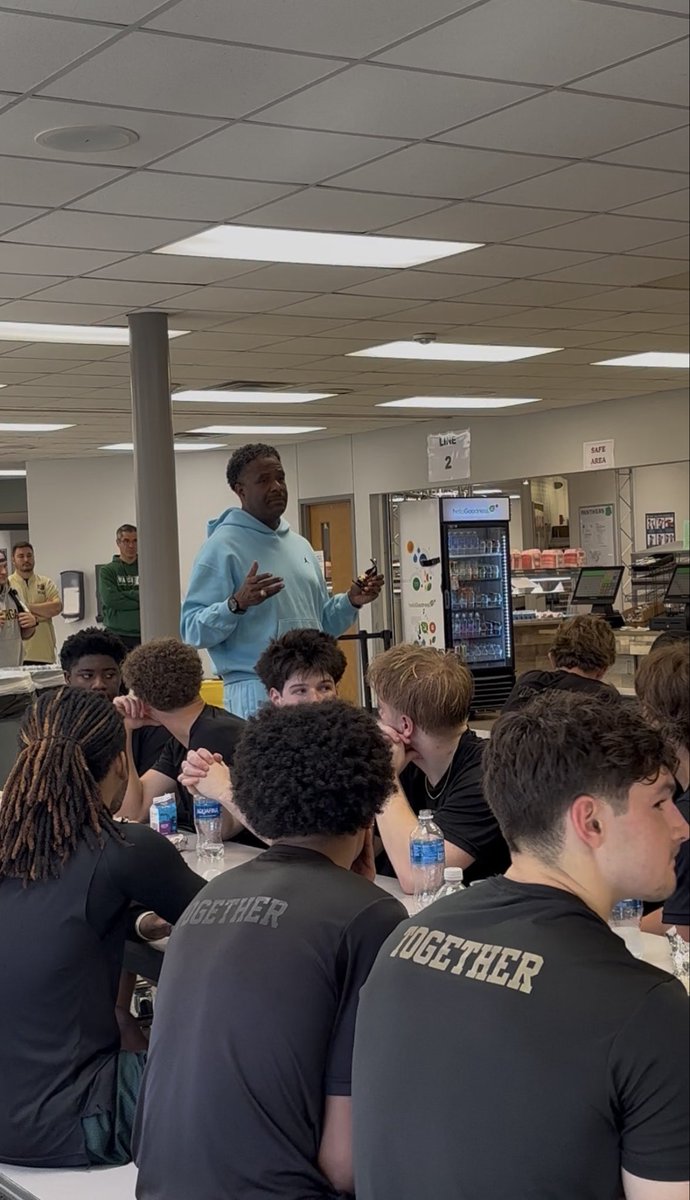 Collin Drafts tweet media