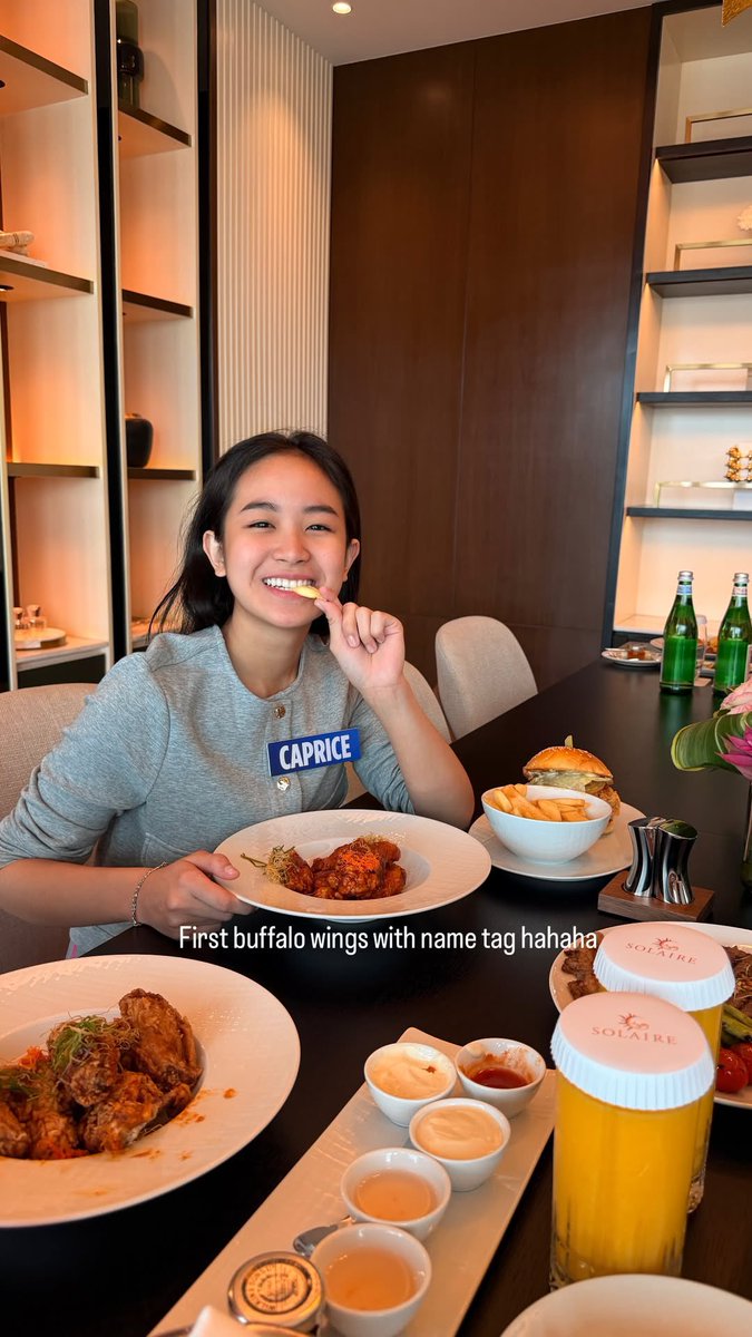 el.🧛🏽 tweet media