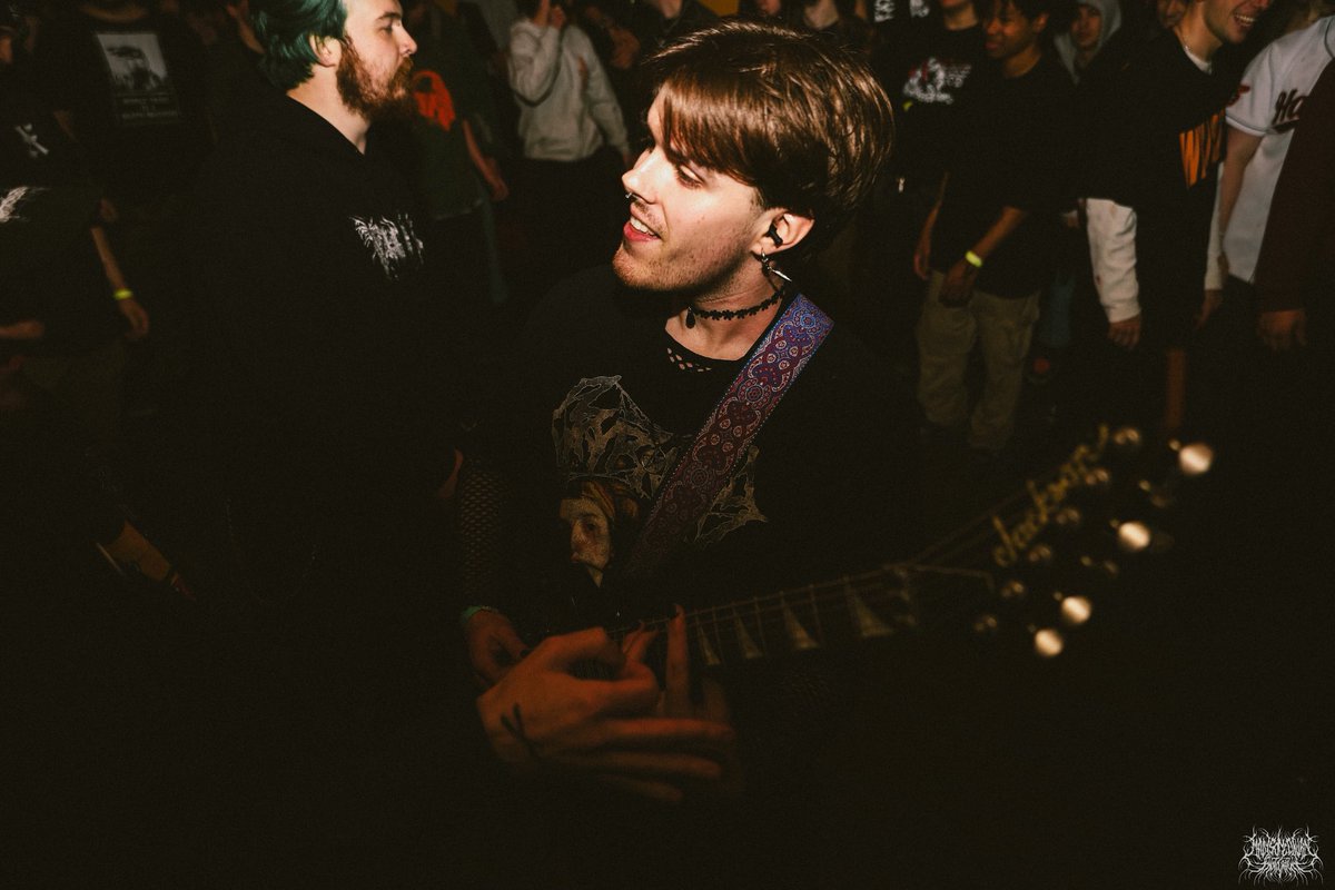 Strapping Young Cam tweet media