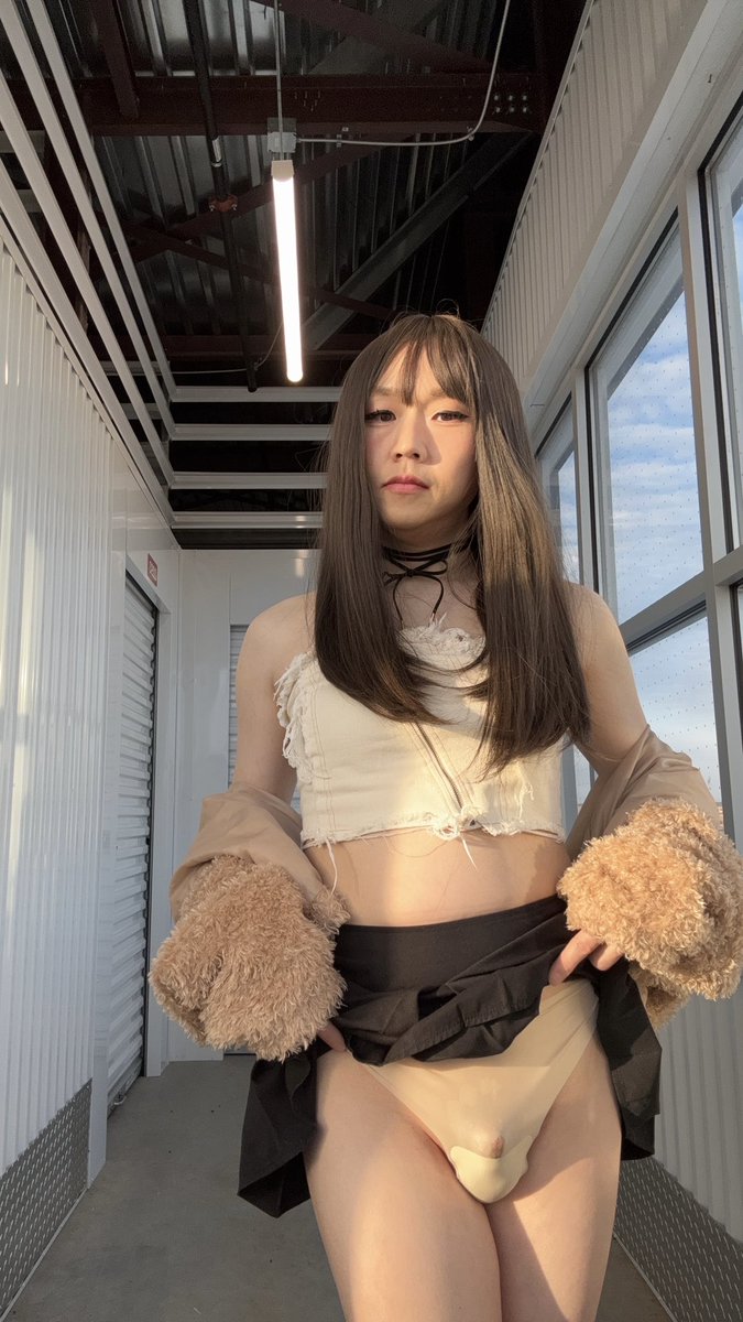 RileyE_CD's tweet photo. 햇빛 잘받는 시간 두번째 https://t.co/txBSHqNn4e