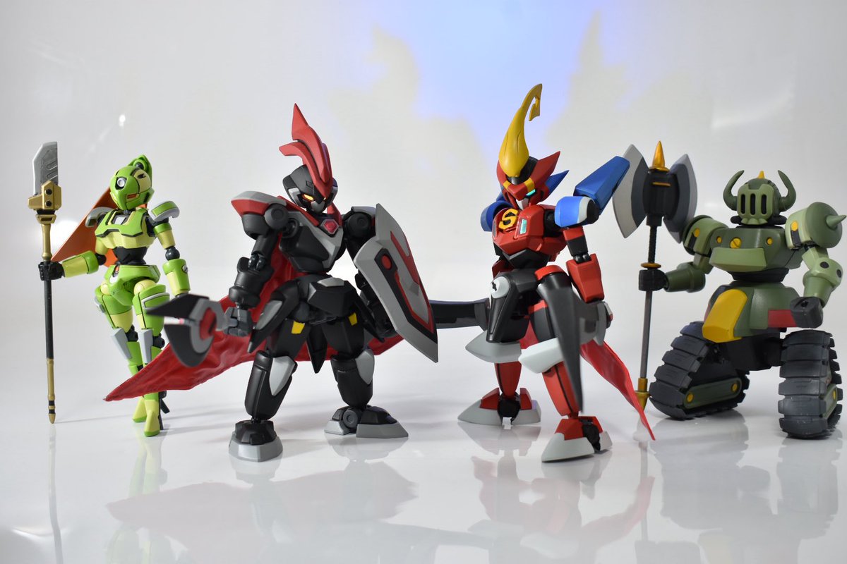 小さい頃からずっと好きな作品！
これからも変わらない‼︎

 #ダンボール戦機15周年
#ダンボール戦機