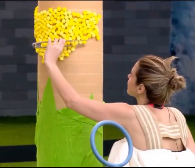 É a primeira vez que vejo o anjo cumprindo um castigo pior que o monstro… 
Tá certo isso <a href="/tvglobo/">TV Globo 📺</a>??? #BBB26