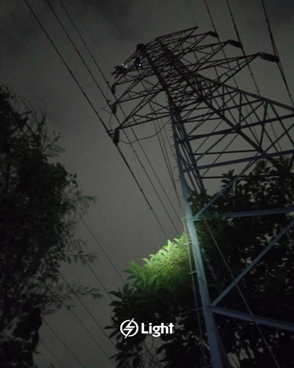 Light tweet media
