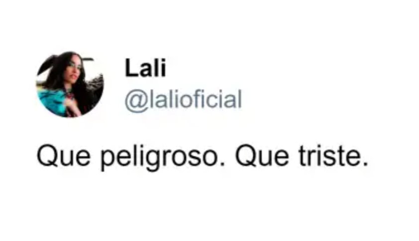 Se cree que está haciendo stand up busca la aprobación después de su "latiguillo". Pobre siempre buscando ser aceptado. Psiquiátrico #MileiTraidorALaPatria #cadenanacional VERGÜENZA AJENA