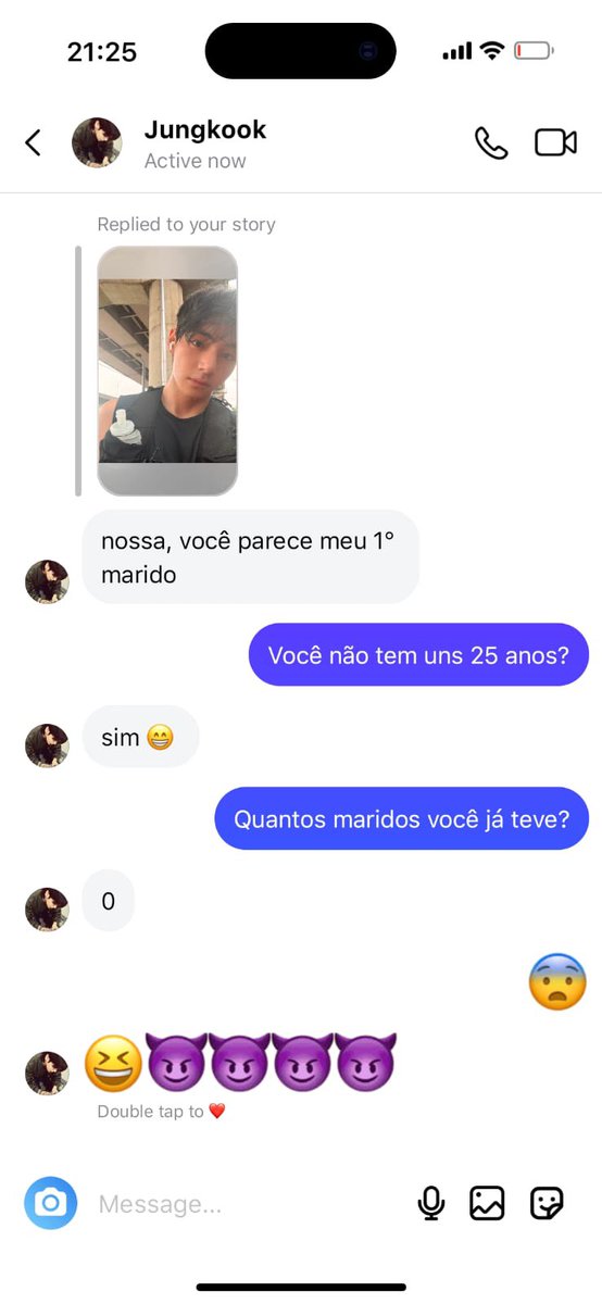 minrina_'s tweet photo. 💍👨‍🏫 taekook a (completa) onde: https://t.co/4vAoN8R1Au