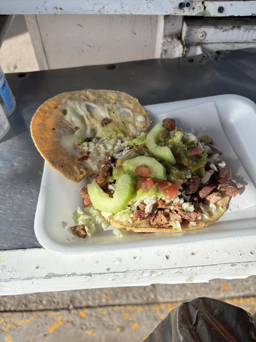 Jerry201710's tweet photo. Street tacos in Baja California are my favorite. #foodie #tacos #conqueso https://t.co/GL72vUIMcZ