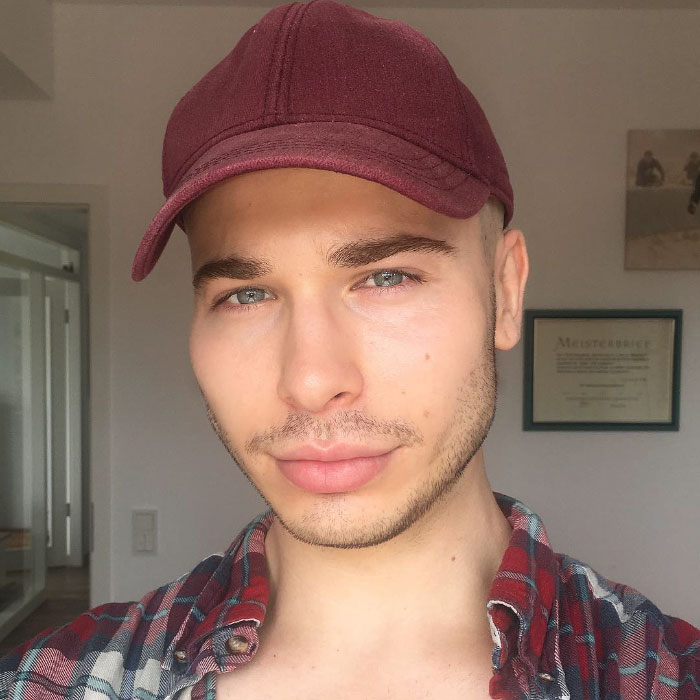 CoveredGeekly tweet media