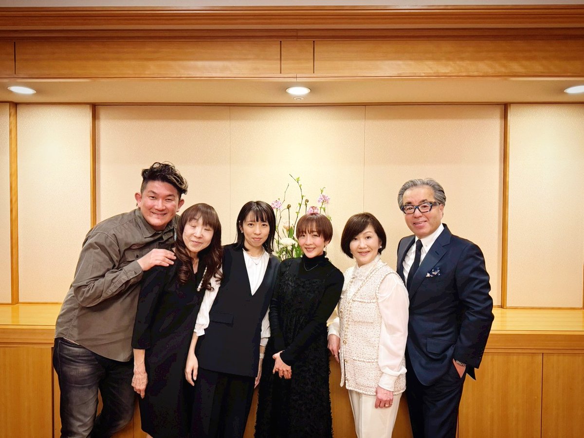 小此木麻里さんとクローズドステージでした🎶
明治学院大学経済学部小滝ゼミ第八期生の皆様、ご卒業おめでとうございます✨
心をこめて、、音楽を届けさせて頂きました😌

#小滝ゼミ
#明治学院大学
#帝国ホテル