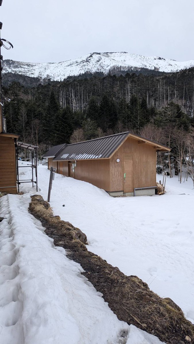 八ヶ岳オーレン小屋 tweet media