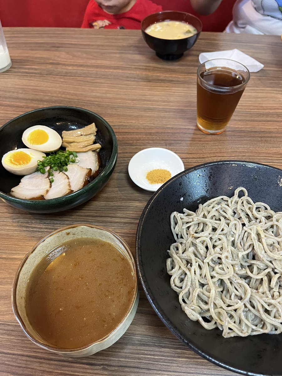 奥田健太郎 tweet media