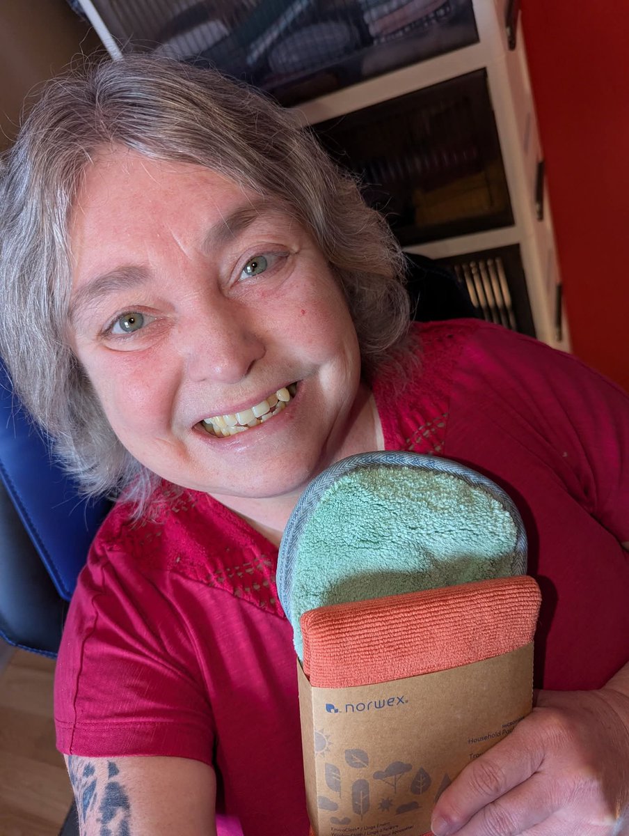 LisaPayne1970's tweet image. Spring Cleaning Special .... envirocloth, window cloth and dust mitt ...  💚

norwex.com/shop/specials?…

#norwex #springclean  #nontoxicchemicals #cleanersaferbetter