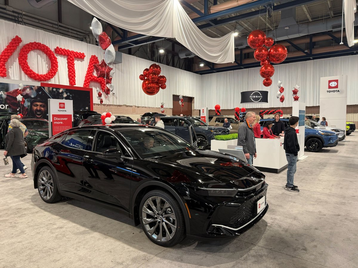 Rochester Auto Show tweet media