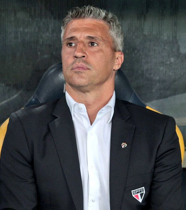 spfcinfoss's tweet photo. Hernán Crespo e suas decisões bizarras em mata-matas pelo São Paulo:

Gabriel Sara de ALA vs Palmeiras Liberta em 2021
- Jandrei vs CAP
- Rigoni de ALA vs LDU
- Luan titular vs SEP 2026

Difícil entender... https://t.co/lAUzE1pUzk