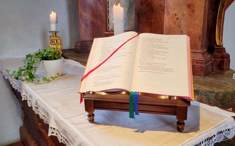 PGR_Babensham's tweet photo. Lesung am zweiten #Fastensonntag: „Leide mit mir für das Evangelium! Gott gibt dazu die Kraft: Er hat uns gerettet; (...). Er hat den Tod vernichtet und uns das Licht des unvergänglichen Lebens gebracht durch das Evangelium.“ (2 Tim 1, 8b-10) https://t.co/PXvEKWmxo8