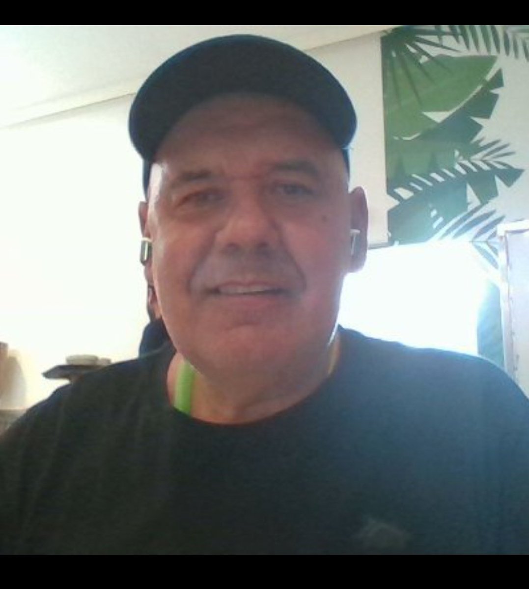 VonRomulo's tweet photo. @BiohuertoMadEsp @PropositoyVida Viejo enfermo mantenido hijo de PE RRRA
 . https://t.co/PKY2YhLSFs