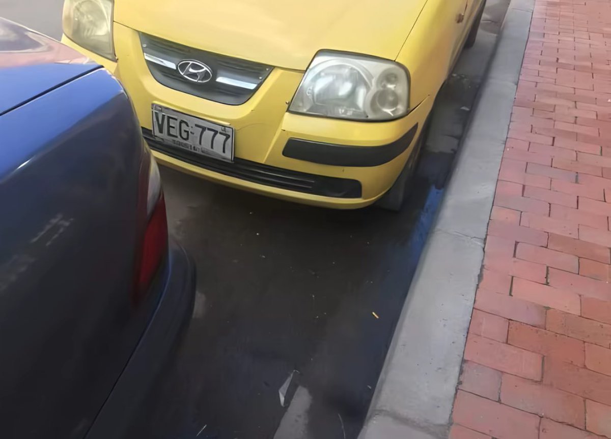 "Vegetta777"

Porque encontraron su coche estacionado en medio de una ciudad.