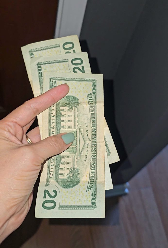 Mr PitBull tweet media