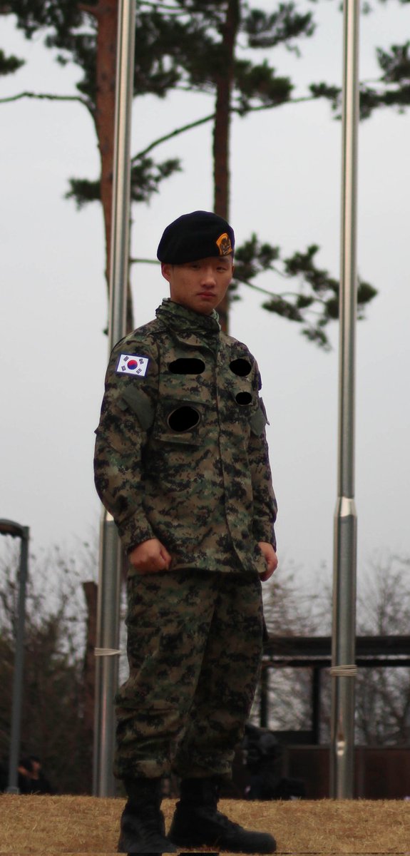꾹이(군복무중) tweet media