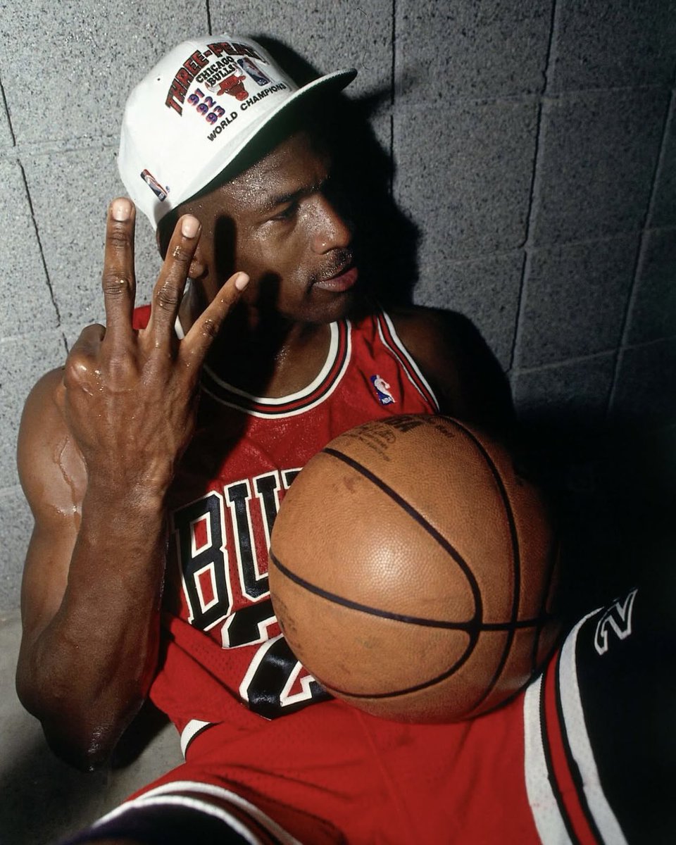 Nice Kicks tweet media