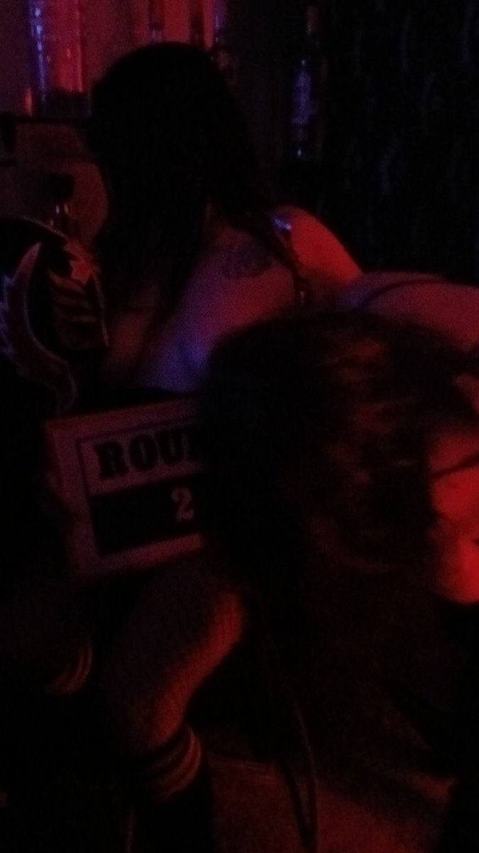 Apolo y Afrodita tweet media