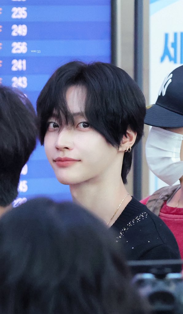 Miru33_'s tweet photo. HAPPY WONBIN DAY

#WONBIN #원빈 #RIIZE #라이즈 
#원빈이가_여는_3월의도입부
#OurStarWONBINDay https://t.co/bfzGU7RxKh