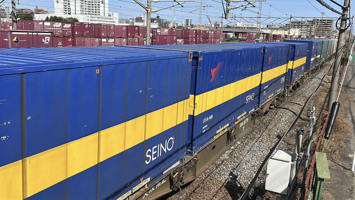 3054レ 札幌タ→隅田川 宮城野定時通過 練乳×1、西濃運輸20ft7個連続