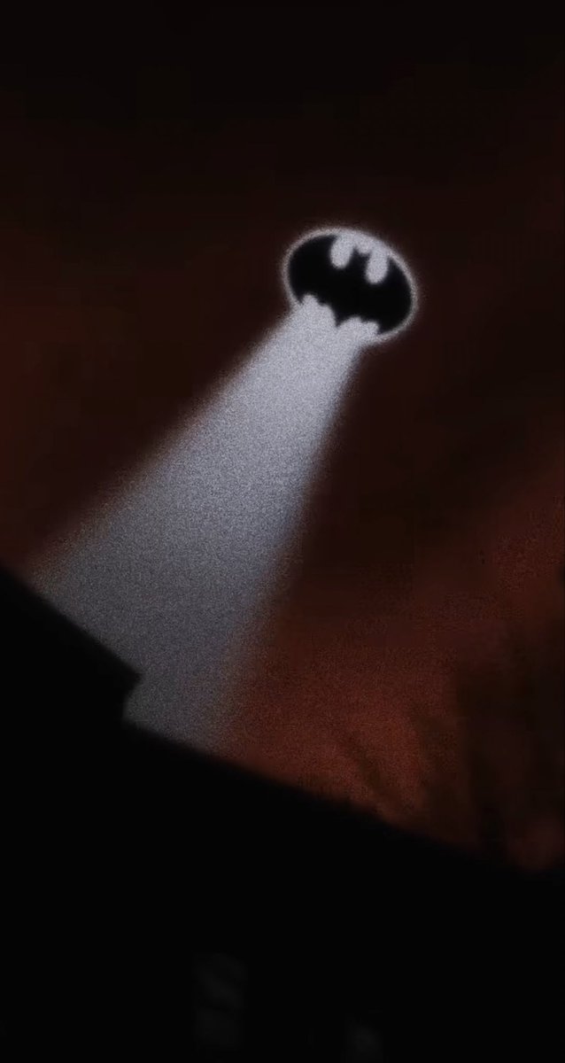 bxdlil's tweet photo. #batman
#jordan https://t.co/MKIdsHWM0Q