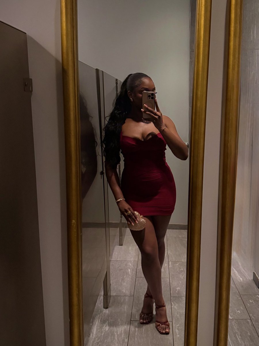 oluwatobi monique ✨ tweet media