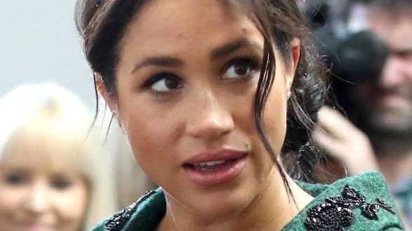 unreMARKLEble's tweet image. #MeghanMarkle doesn’t have one cause that people think of when her name comes up. Like for example-Prince William has Earthshot, the #PrincessofWales has the Early Years, even Harry has Invictus. All 3 of them have Mental Health. Diana had landmines and HIV. Sure, we’ve seen