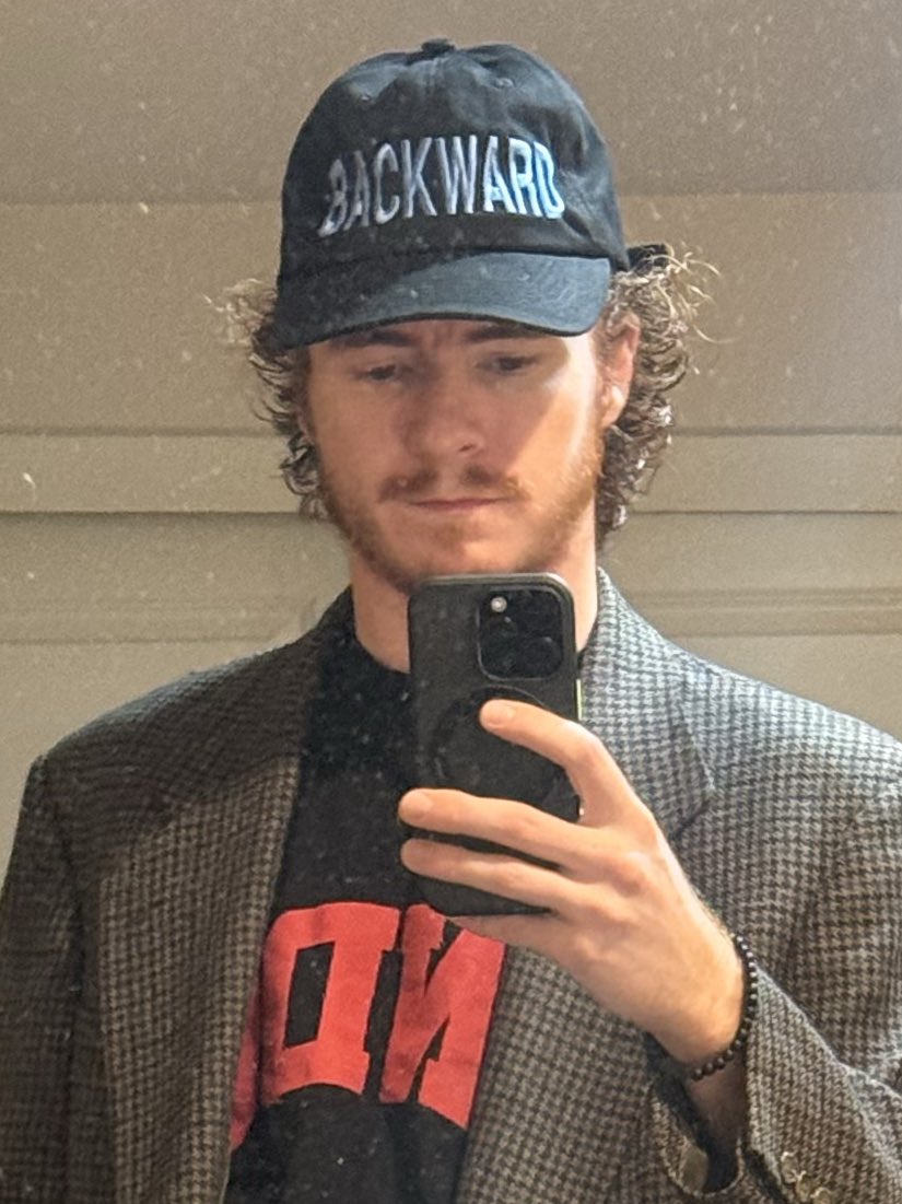 JakeLandgrebe's tweet photo. Yes my mirror is dirty… but the fit is clean.🫧🧼 https://t.co/P7KtPdKyHx