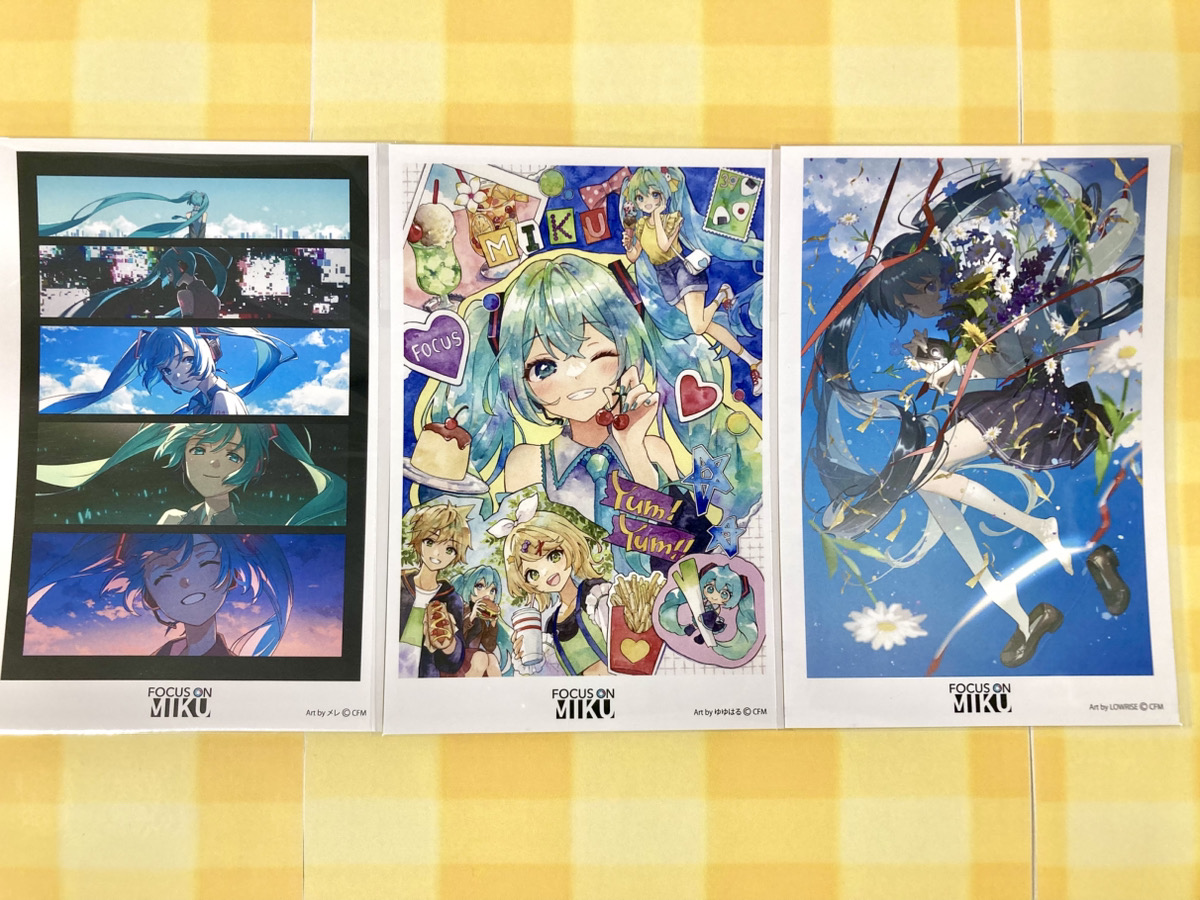 商品のご紹介】 『FOCUS ON MIKU』 ポストカード 各330円（税込