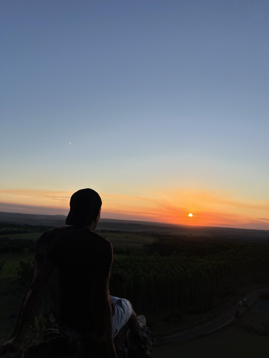 CDEpy_'s tweet photo. 🌅 🧘🏻‍♂️ https://t.co/SshFK6mbjS
