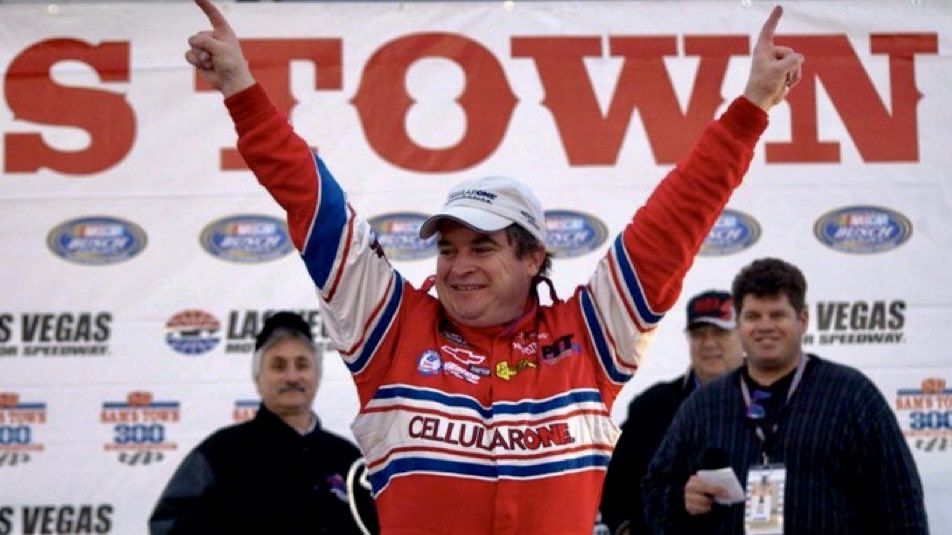 LegendsNascar's tweet image. Joe Nemechek won the 2003 Sam's Town 300 at Las Vegas 23 years ago today. 🏁 

#FrontRowJoe 🏁