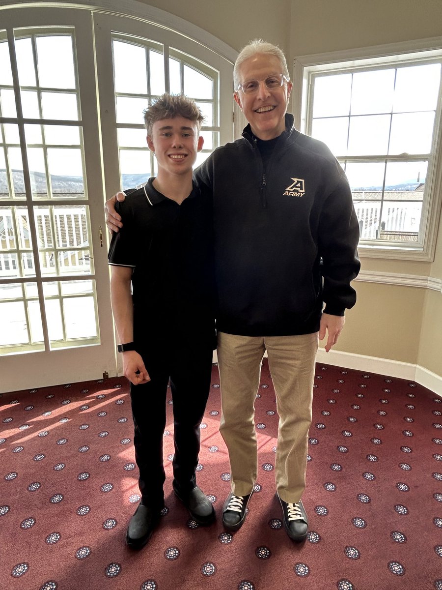 Cover IV Podcast tweet media