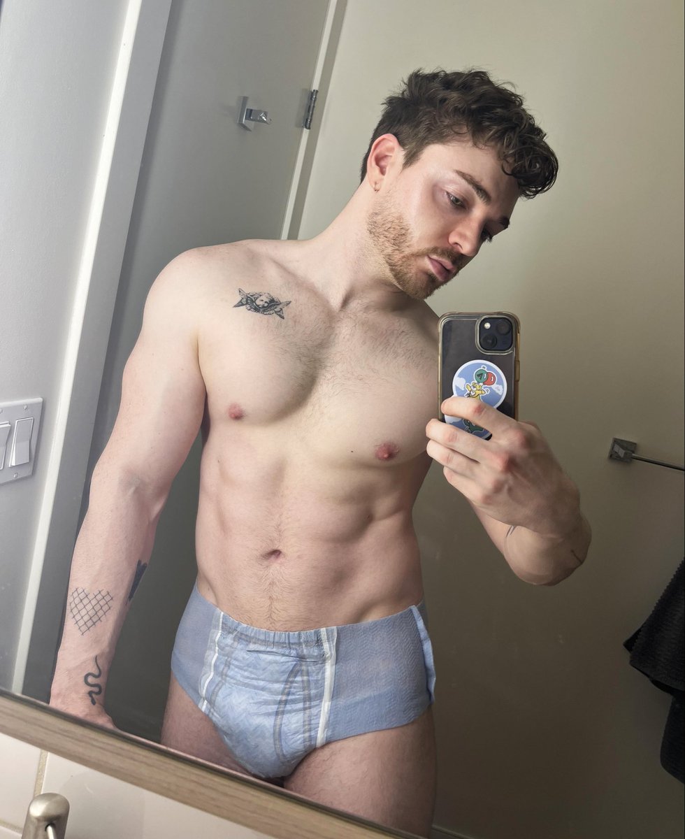 ToddlerJay tweet media