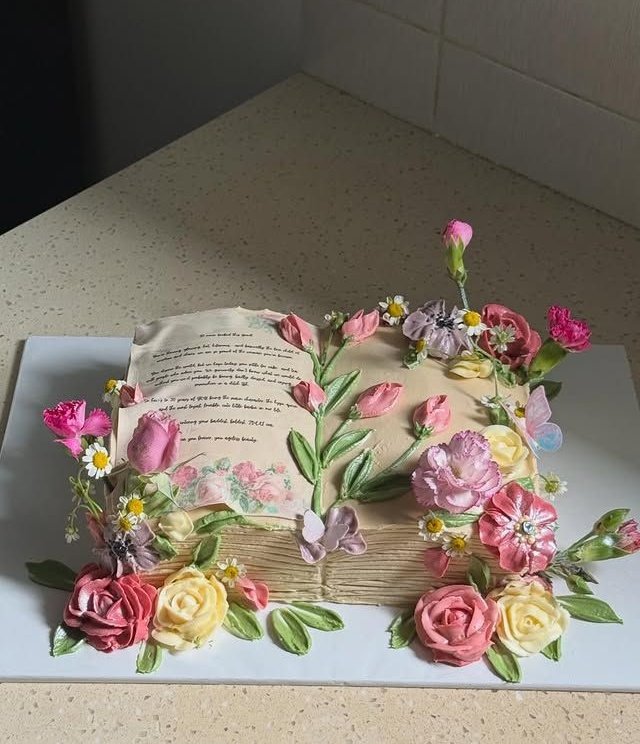 book cake