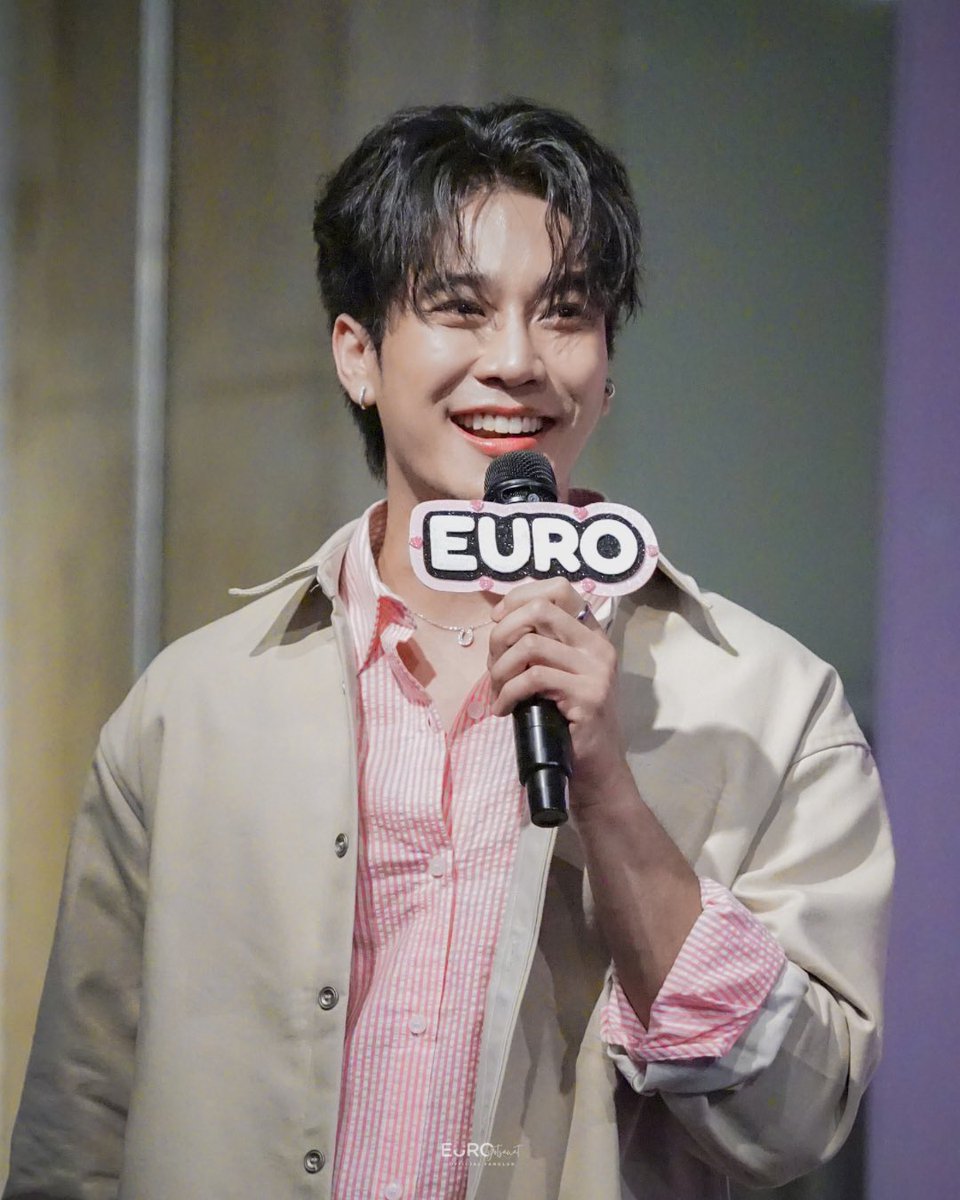 Hello March —♡
มีนาแล้ว มีเราอ่ะยัง 😉

#Euroyotsawat #ยูโรยศวรรธน์