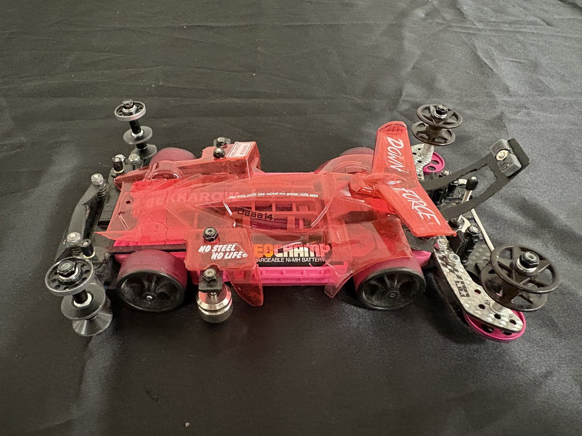 エイチ【H】 tweet media