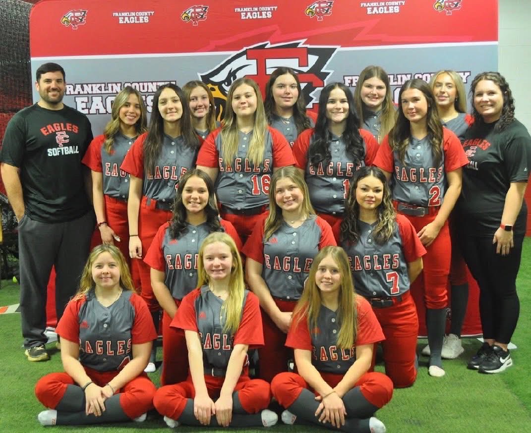 SoftballLyfe29's tweet photo. 2026 Franklin County JV Lady Eagles Softball Squad 💪🏼🙌🏼 #SchoolSoftball #Eagles #FranklinCounty #Virginia #LoveMyTeam @ExtraInningSB @SoftballDown https://t.co/9skbP3GGC3