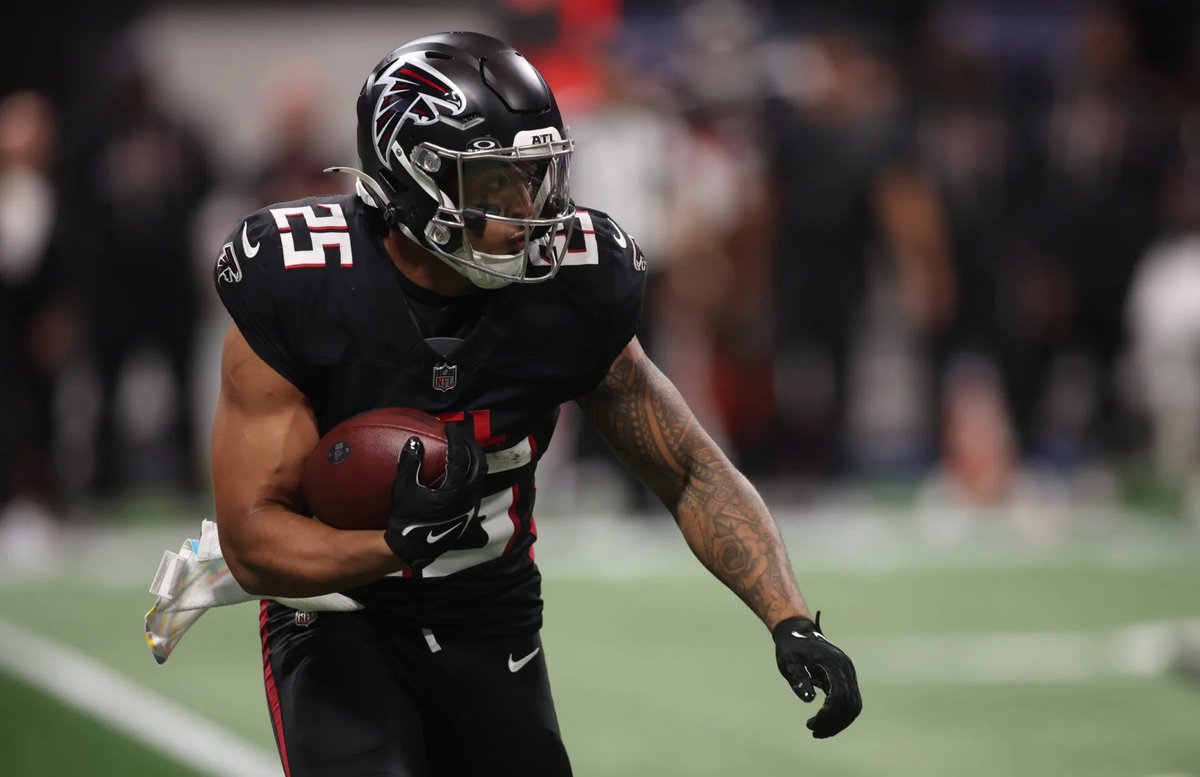 ThemilehighAgenda tweet media