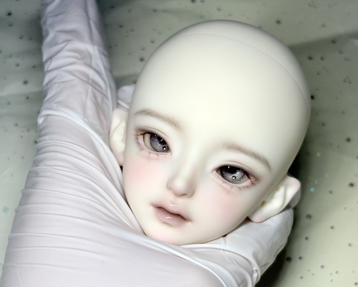 이불 _ bjd face up tweet media