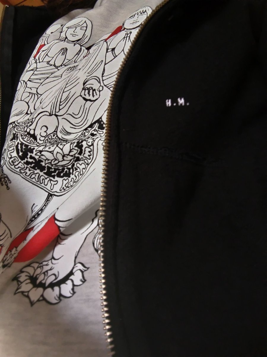 今日は暖かいのでエレカシお気に入り No.1かNo.2か決めれないTシャツと