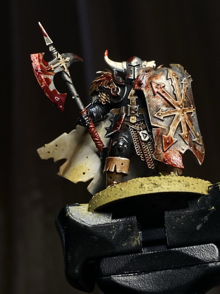 SaskiaFig's tweet photo. Most recent figure #warhammer40k https://t.co/LRGVF6iQ6X