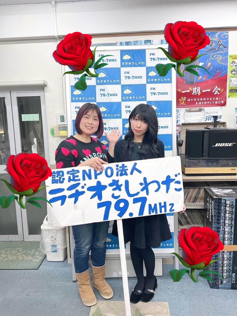 ■3/2(月)🙋再放送‼️
FM79.7ラヂオきしわだ
月曜14時〜15時
「むんむのやってるデー！フライデー！」
ゲストは‼️
ステージ出身のゲーム音楽作曲家
#高山侑里香 さん‼️
#ナイトポータブル
#メンヘラリウム
#カグヤ
作品のお話から裏話まで👌
こちらからお聴き頂けます。
fmkishiwada.com/simul/