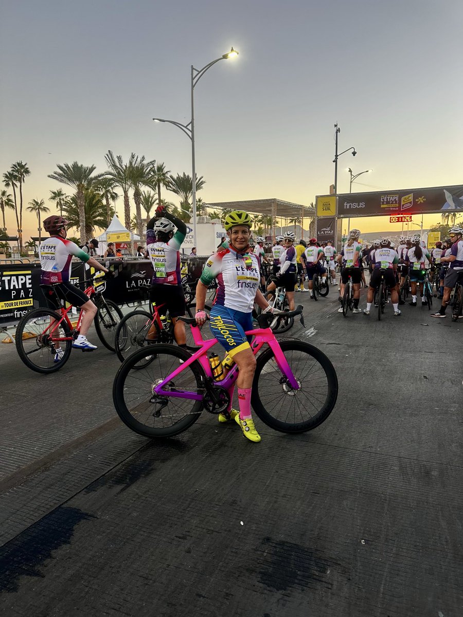 Patricia_Patron's tweet photo. Ya era tiempo de que me diera el sol š #LEtapeLaPaz #PatyPatrón #barbiepinkphoenix #trek #madone #cancerfree #letapebytourdefrance #LaPazBCS #conlafederaciónnacional #conla https://t.co/hD5VtFXDjU