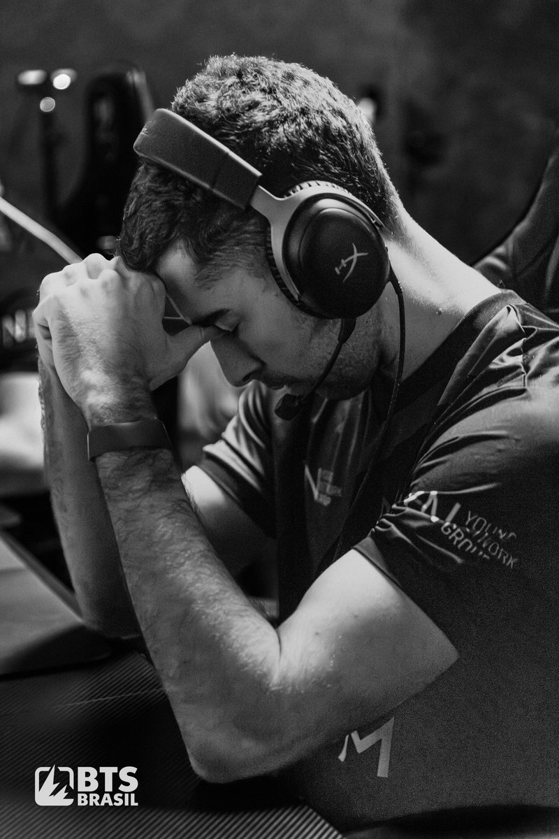 dendelecs's tweet photo. Derrota, infelizmente hoje não deu 😭
0 x 3 🆚 @9zTeam
Obrigada a todos que acompanharam 💙🦈 Bora pra cima que essa semana tem mais campeonato e o trabalho não para.
#go9fsharks https://t.co/9MvdGgDtG8