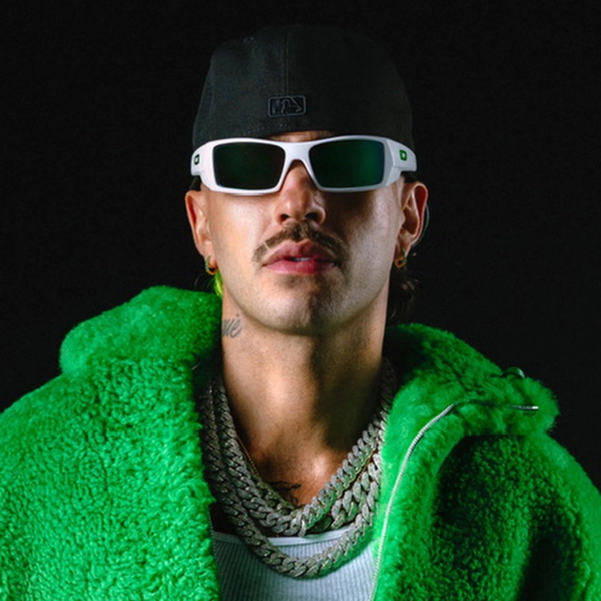 chartscl* tweet media