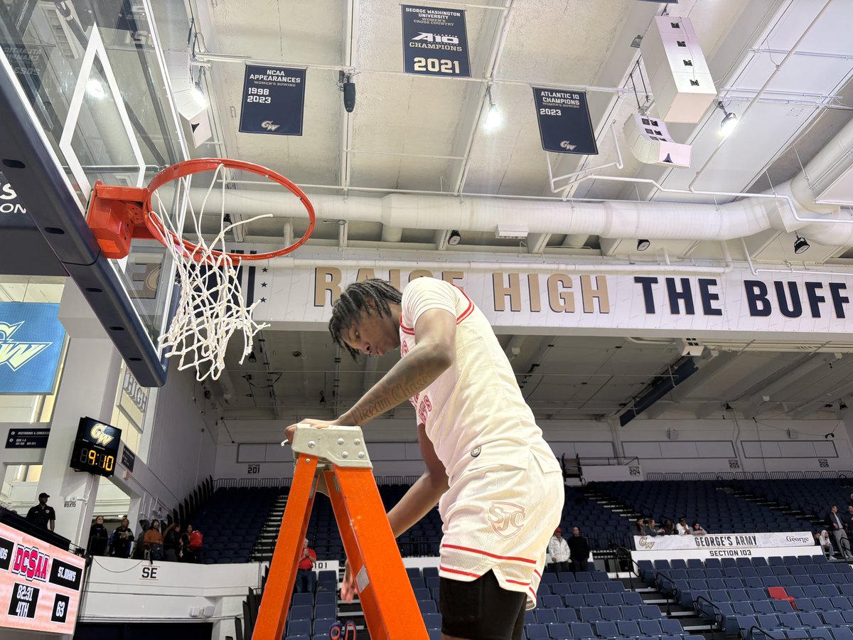 Capitol Hoops tweet media